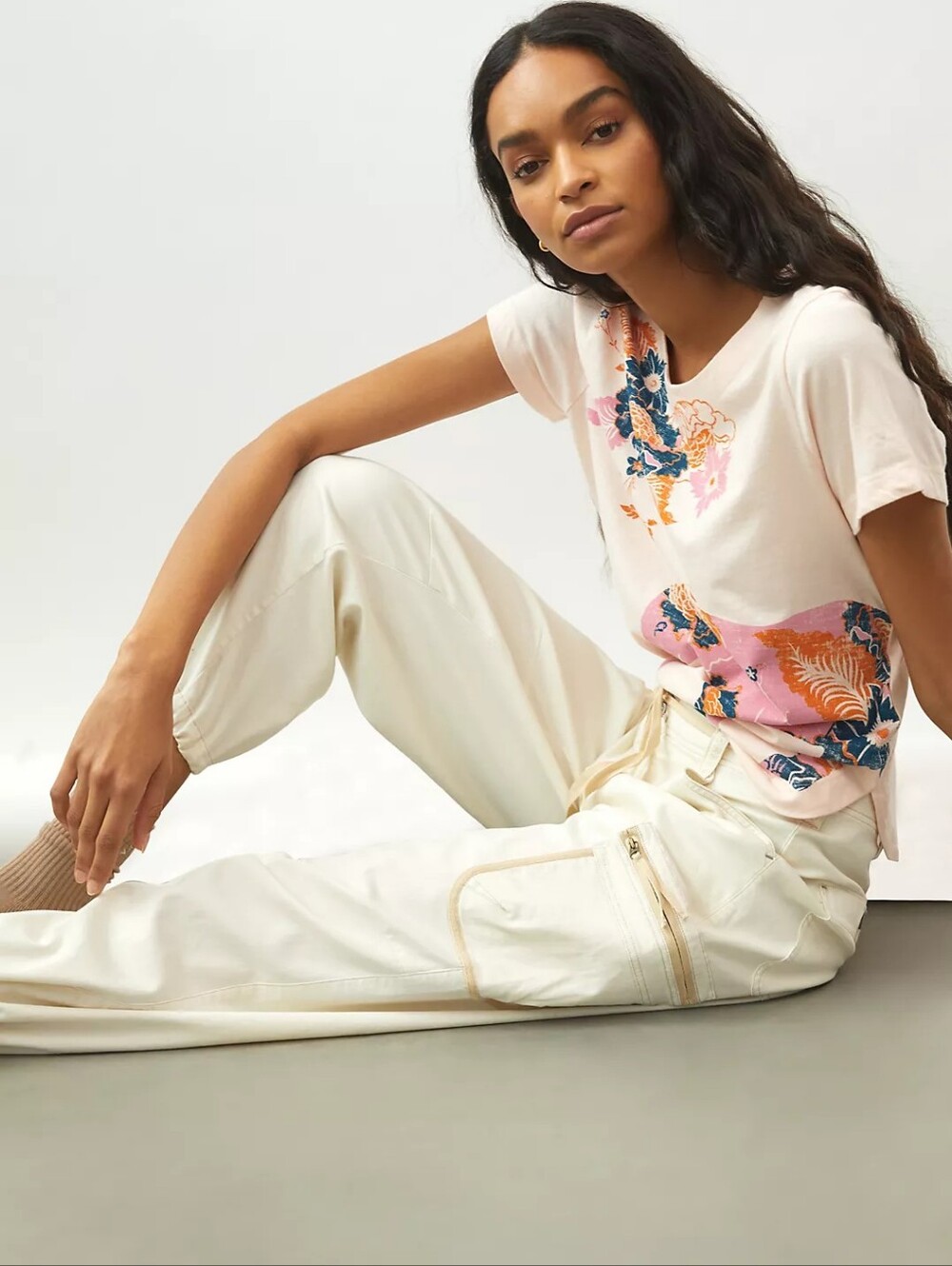 Maeve by Anthropologie Elephant Graphic Tee XS Floral 100% Cotton Short Sleeve - Picture 2 of 8